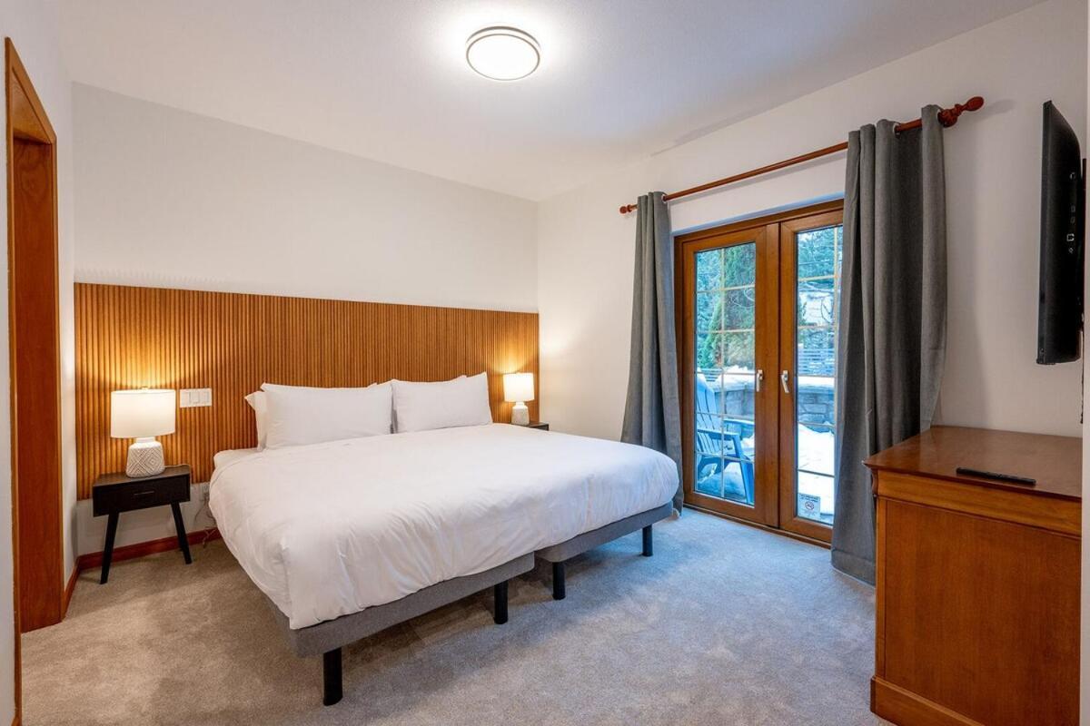 Alpine Whistler Retreat By Outpost Whistler Exterior photo